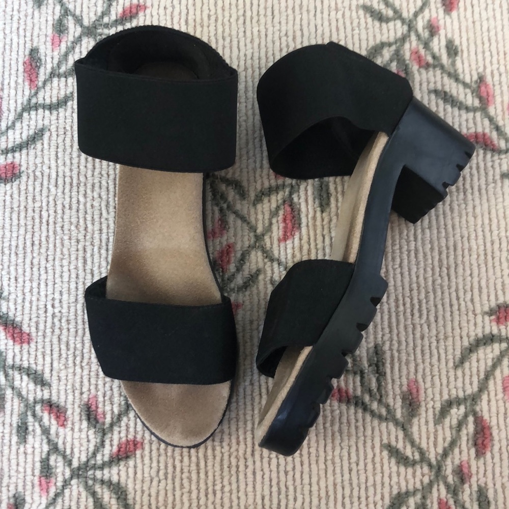 Charleston Shoe Company Monterey in Black
